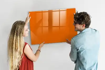 Pizarra borrable de cristal con imanes de color naranja