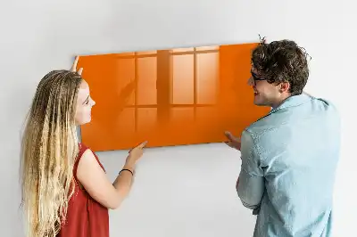 Pizarra borrable de cristal con imanes de color naranja