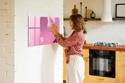 Pizarra magnética de pared con rotulador de color rosa