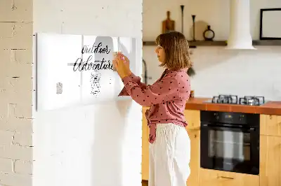 Pizarra magnética de pared con rotulador diseño aventura al aire libre