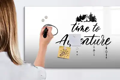 Pizarra magnética de pared diseño Tiempo de aventura con rotulador incluido