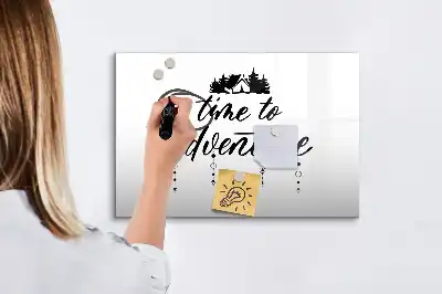 Pizarra magnética de pared diseño Tiempo de aventura con rotulador incluido