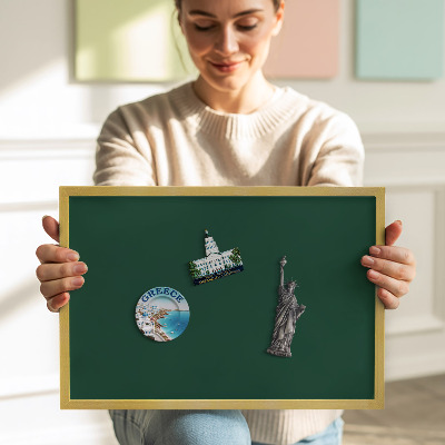 Pizarra magnética con marco dorado Color verde oscuro