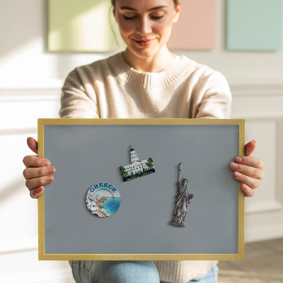 Pizarra magnética con marco dorado Color gris