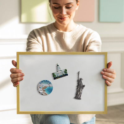 Pizarra magnética con marco dorado Color blanco