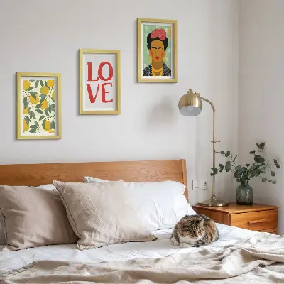 Tríptico de Frida Kahlo con limones y la inscripción AMOR enmarcado