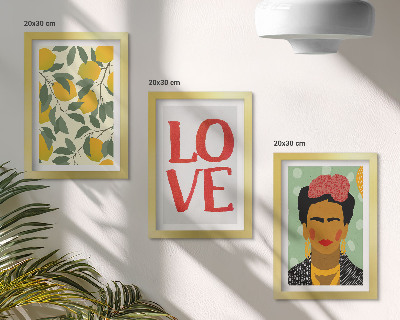 Tríptico enmarcado Limones con la inscripción AMOR, retrato pintado de Frida Kahlo.