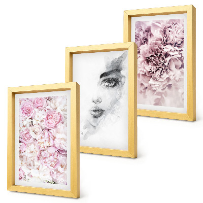 Juego de 3 cuadros decorativos Delicadas peonías, retrato en blanco y negro de una mujer