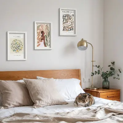 Juego de 3 cuadros decorativos con diseño minimalista en tonos pastel de estética bohemia