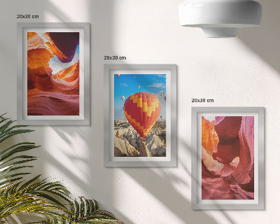 Tríptico enmarcado Paisajes de gargantas desérticas y un vuelo en globo