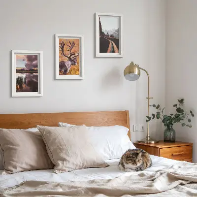 Juego de 3 cuadros decorativos con paisajes de montaña, renos y un camino en plena naturaleza