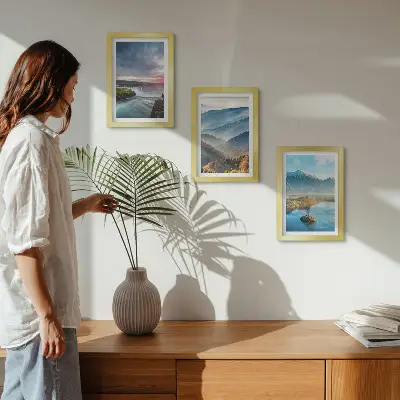 Juego de 3 cuadros decorativos con paisajes montañosos pintorescos y cascadas en plena naturaleza