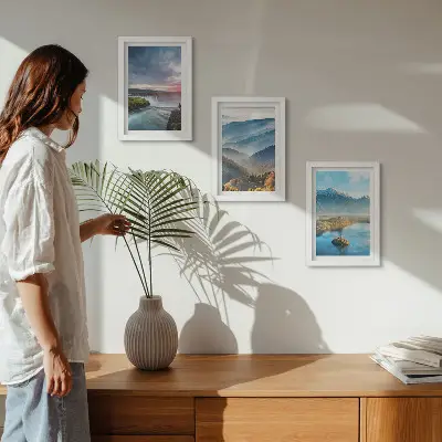 Juego de 3 cuadros decorativos con paisajes montañosos pintorescos y cascadas en plena naturaleza