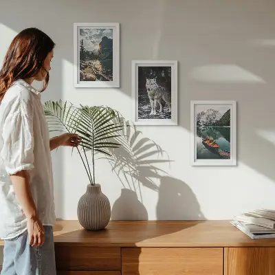 Juego de 3 cuadros decorativos con diseño de montañas, lagos y un lobo en un entorno natural