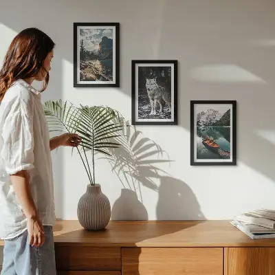 Juego de 3 cuadros decorativos con diseño de montañas, lagos y un lobo en un entorno natural