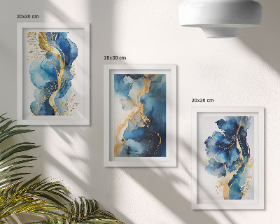 Tríptico enmarcado Diseños abstractos azules con delicados detalles.
