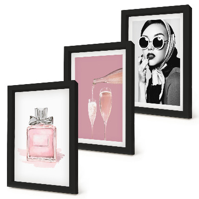 Juego de 3 cuadros decorativos Elegantes accesorios femeninos en tonos rosas.