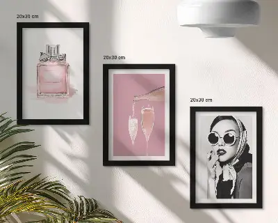 Juego de 3 cuadros decorativos con diseño de elegantes accesorios femeninos en tonos rosas