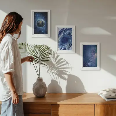 Juego de 3 cuadros decorativos de la Tierra en el espacio con tormenta y galaxia de estrellas