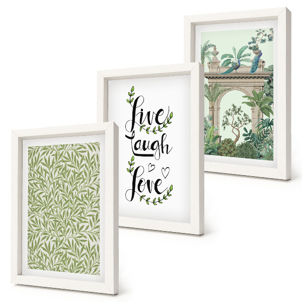 Juego de 3 cuadros decorativos Hojas verdes, inscripciones y plantas exóticas en la arquitectura.