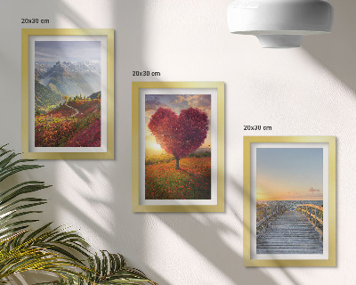 Tríptico enmarcado Paisajes de montaña, muelle con forma de corazón y árboles