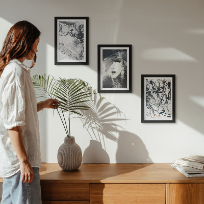Juego de 3 cuadros decorativos Diseños abstractos en tonos blancos y negros.