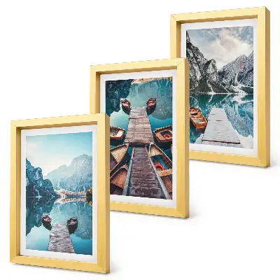Juego de 3 cuadros decorativos lago tranquilo con muelles de madera y barcos