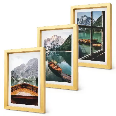 Juego de 3 cuadros decorativos con vista de un lago de montaña con barcos y una ventana al fondo