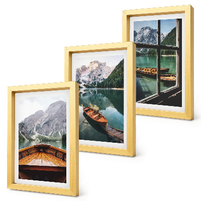 Juego de 3 cuadros decorativos Vista de un lago de montaña con barcos y una ventana al fondo.