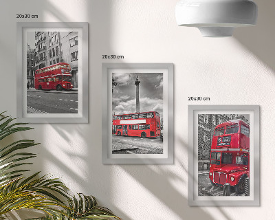 Tríptico enmarcado Autobuses rojos en el paisaje urbano de Londres