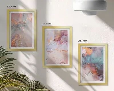 Tríptico enmarcado de diseños abstractos en colores pastel con detalles