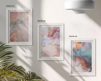 Tríptico enmarcado de diseños abstractos en colores pastel con detalles