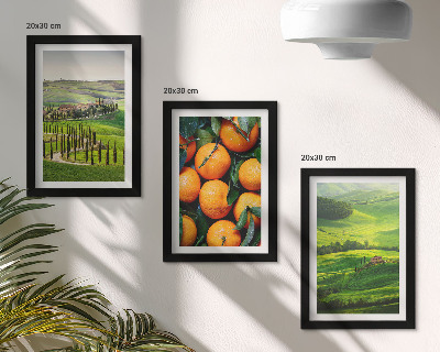 Tríptico enmarcado Paisaje rural italiano con naranjas y naturaleza.