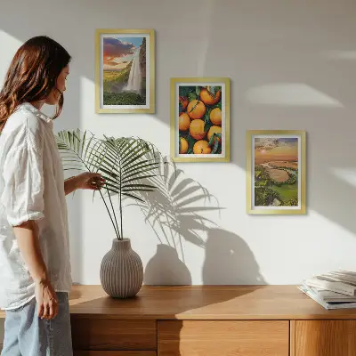 Juego de 3 cuadros decorativos con paisaje italiano de cascada, montaña y atardecer con naranjas