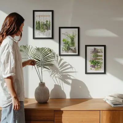 Tríptico enmarcado de secado de hierbas y plantas para la cocina