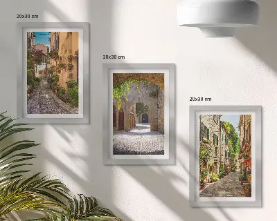 Juego de 3 cuadros decorativos de calles italianas con flores y arquitectura