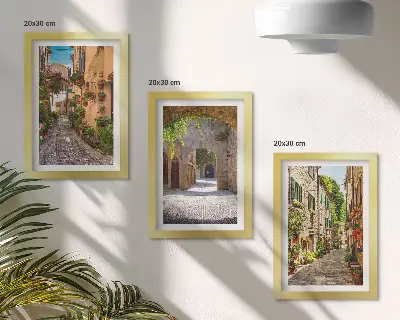 Juego de 3 cuadros decorativos de calles italianas con flores y arquitectura