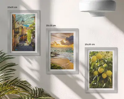 Tríptico enmarcado decoración con calles pintorescas, mar, playa y árboles cítricos