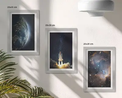Cuadro tríptico con diseño de cohete espacial, galaxia, cielo y estrellas