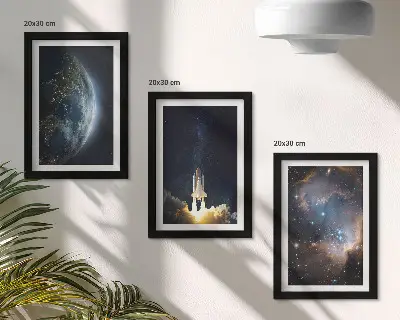 Cuadro tríptico con diseño de cohete espacial, galaxia, cielo y estrellas