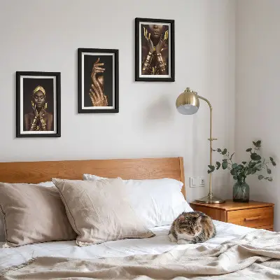 Juego de 3 cuadros decorativos con elegantes retratos de una mujer africana
