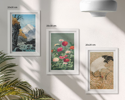 Juego de 3 cuadros decorativos Montañas en el paisaje, río, flores y grullas en la hierba.