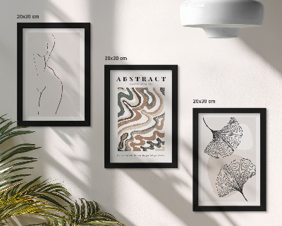 Tríptico enmarcado Póster abstracto de formas femeninas y hojas de estilo boho.