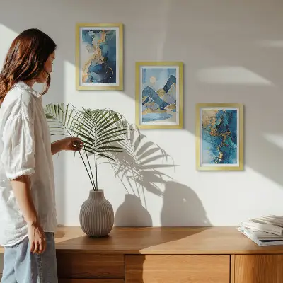 Juego de 3 cuadros decorativos con diseño de montañas azules y patrones abstractos
