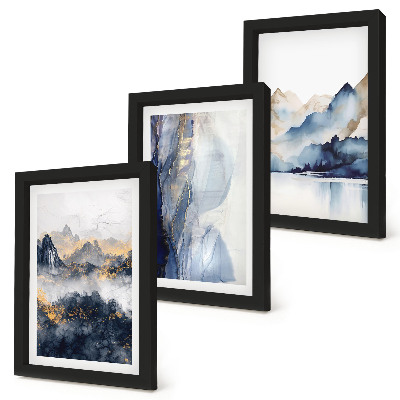 Tríptico enmarcado Paisajes de montaña con tonos azules y grises.