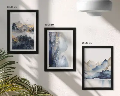 Tríptico enmarcado paisajes de montaña en tonos azules y grises