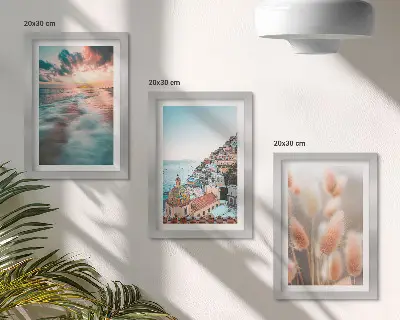 Juego de 3 cuadros decorativos con vista al mar al atardecer, casas coloridas y flores