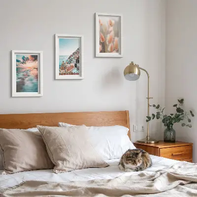 Juego de 3 cuadros decorativos con vista al mar al atardecer, casas coloridas y flores