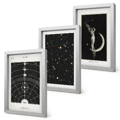 Tríptico enmarcado de figura nocturna de la galaxia del sistema solar en la luna