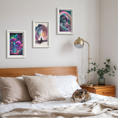 Tríptico enmarcado Ilustraciones coloridas al estilo del arte fantástico.